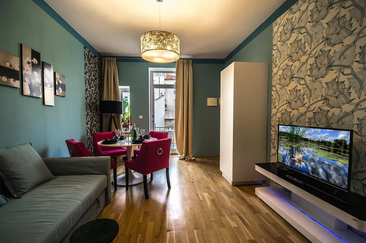 Stylish Apartments Close To Eden Garden Praga Czechy