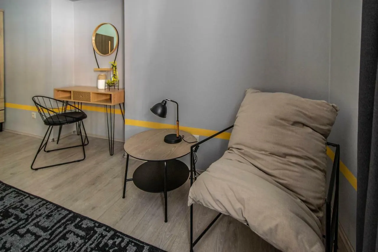 Stylish Apartments Close To Eden Garden Praga